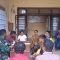 Keterangan Foto: Babinsa Koramil 06/Kota, Kopda Sapran Pasaribu bersama Bhabinkamtibmas dan Lurah saat me-mediasi permasalahan Perkelahian Anak di Kantor Kelurahan Aek Parombunan, Kota Sibolga.