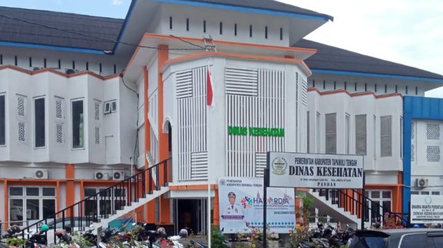 Foto : Kantor Dinas Kesehatan Kabupaten Tapanuli Tengah, Sumatera Utara (foto : Jerry).
