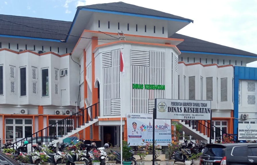 Foto : Kantor Dinas Kesehatan Kabupaten Tapanuli Tengah, Sumatera Utara (foto : Jerry).