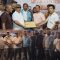 Foto : Aliansi Lintas Partai Politik Kabupaten Tapanuli Tengah menyerahkan laporan dugaan kecurangan dan permohonan penghitungan surat suara ulang calon anggota DPRD Kabupaten Tapanuli Tengah.
