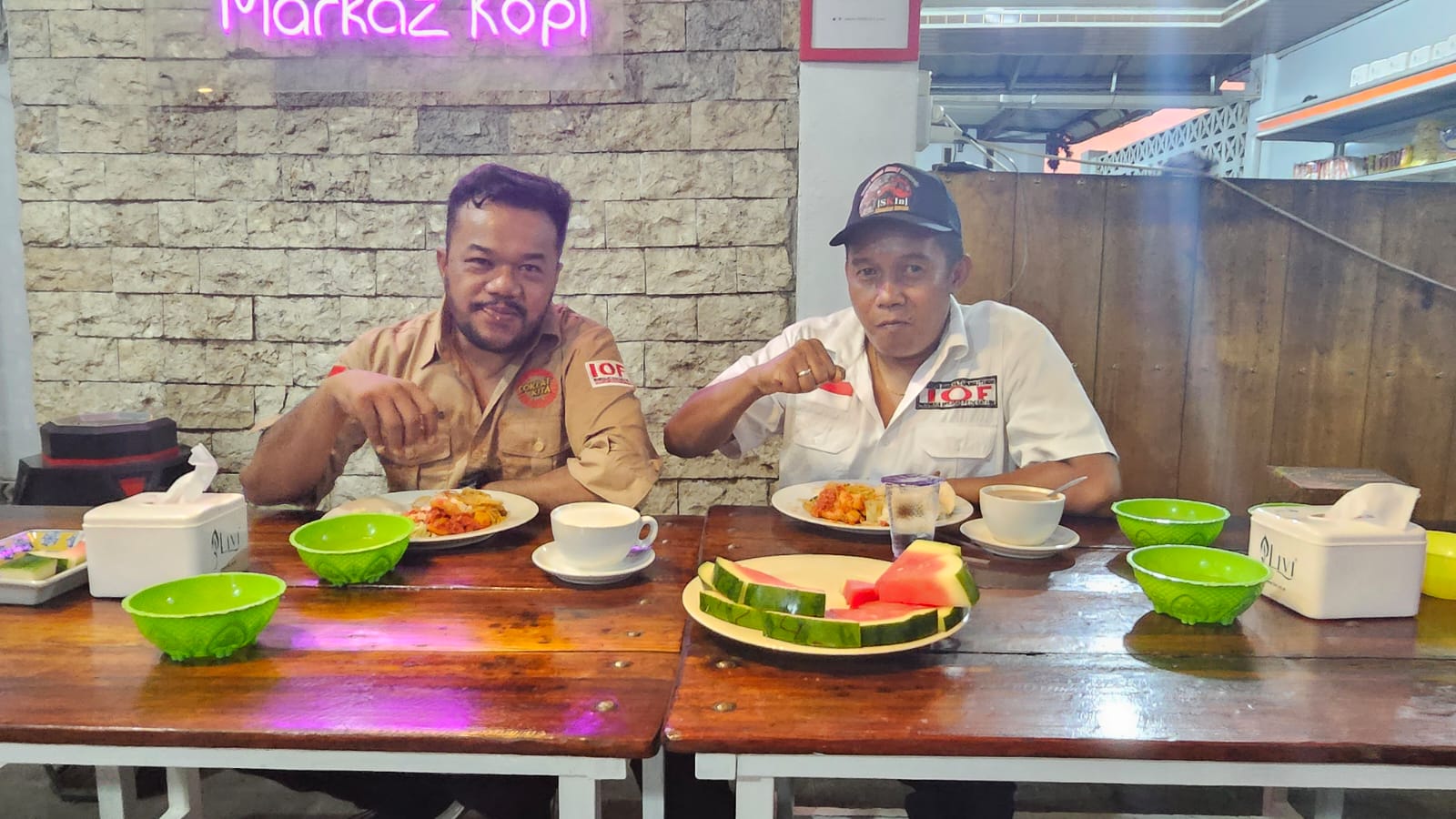 Foto : Sekretaris IOF Pengcab Sibolga-Tapteng, Ardiansyah Lubis didampingi Noval Karim