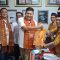 Foto : Penyerahan Berkas pendaftaran Pasangan anda Muhammad Fadhil Thoib Hutagalung-Marojahan Panjaitan (Faham) ke KPU Kota Sibolga.
