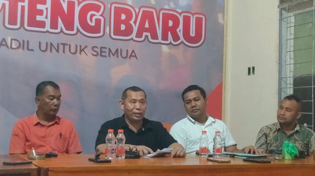 Foto : dari kiri ke kanan yakni Tao Sianipar, Timbul Panggabean, Joko Pranata Situmeang, dan Famoni Gulo.