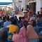 Foto : Masyarakat Kelurahan Sipange foto bersama dengan Masinton Pasaribu.