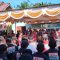 Foto : Pasangan Calon Bupati Tapanuli Tengah, Masinton Pasaribu -Mahmud Efendi saat melakukan dialog dengan masyarakat.