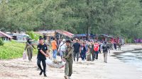 Foto: Giat Gotongroyong membersihkan pantai