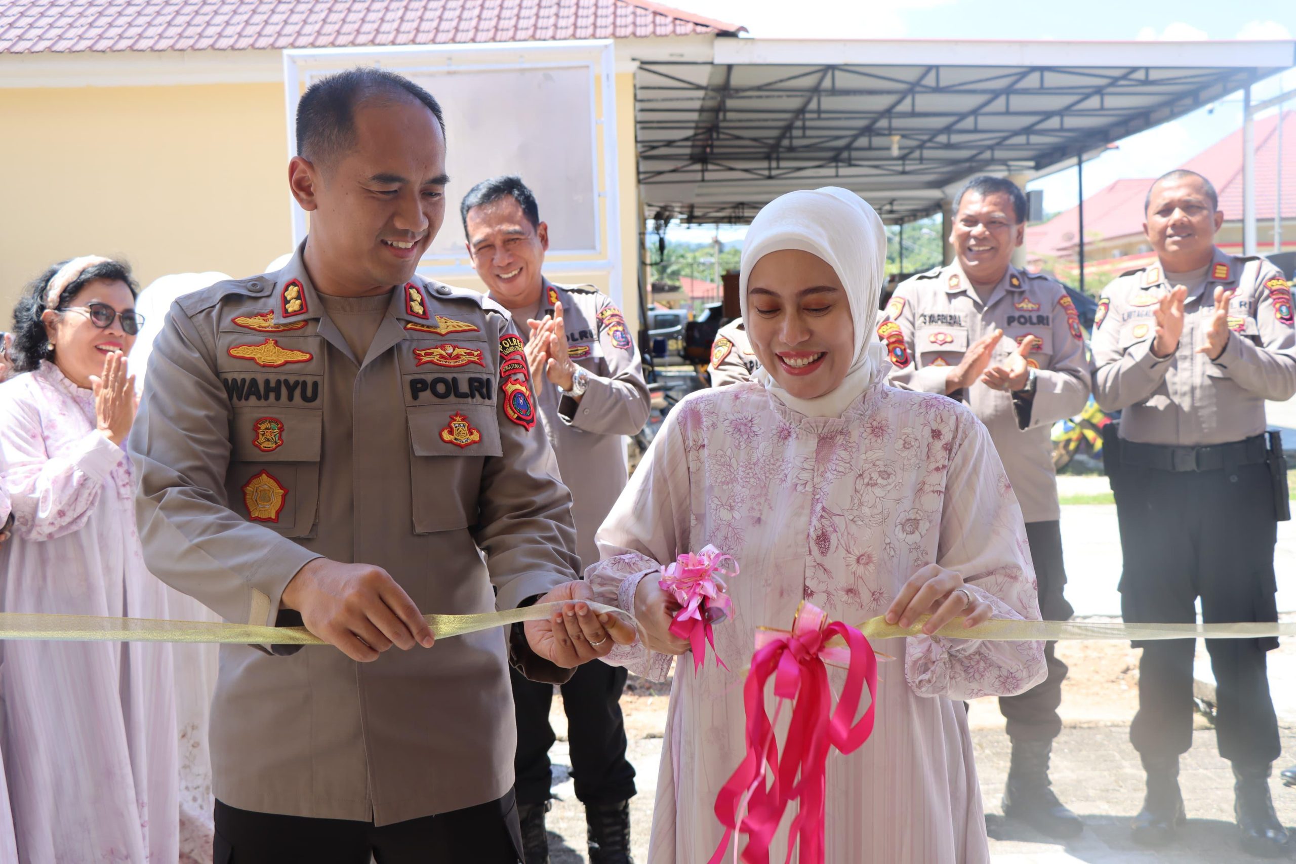 Kantor Bhayangkari Polres Tapteng Diresmikan