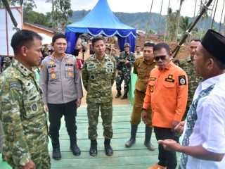 Bupati Masinton Hadiri Launching 200 Titik Jembatan Garuda