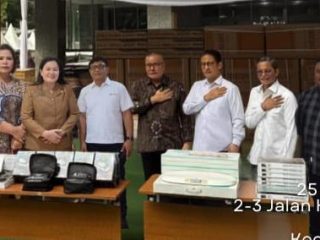 Komitmen Bupati dan Wakil Bupati, Tapteng Raih Bantuan Alat Kesehatan dari Kemenkes RI