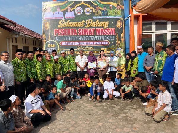 Tak Pandang Agama, DMI Tapteng Gelar Sunat Massal Gratis untuk 80 Anak,  Wujud Kepedulian Sosial dan Semangat Kebersamaan