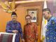 Perjuangkan Hak Korban Bencana, Bupati Masinton Temui Mensos: Jadup 41.555 Jiwa dan Isi Hunian 5.626 KK Segera Disalurkan